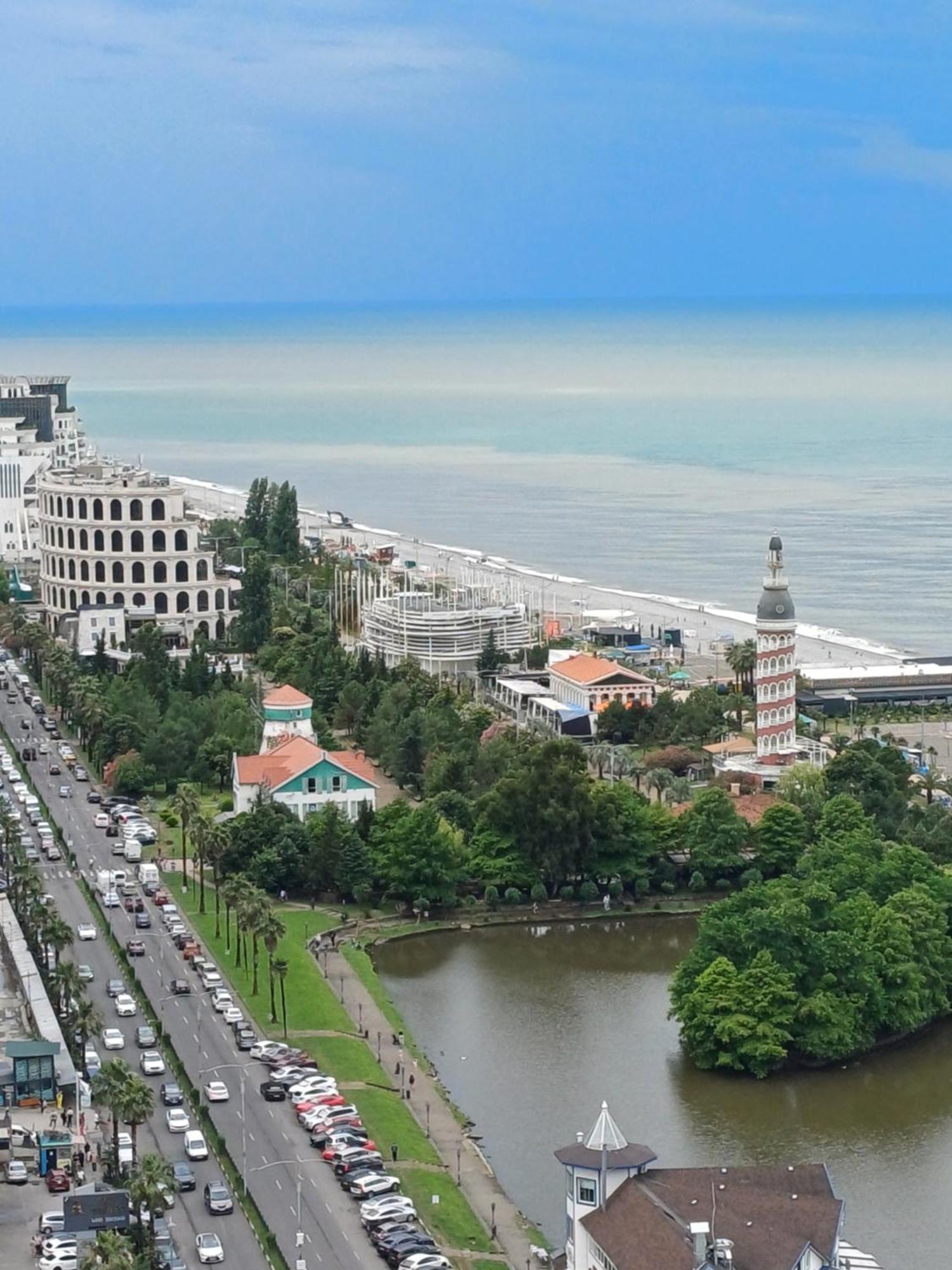Sea Breeze In Batumi Lägenhet Exteriör bild